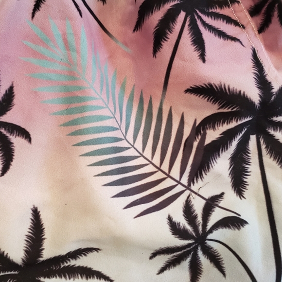 Tropical light weight shorts - XL - Picture 5 of 5